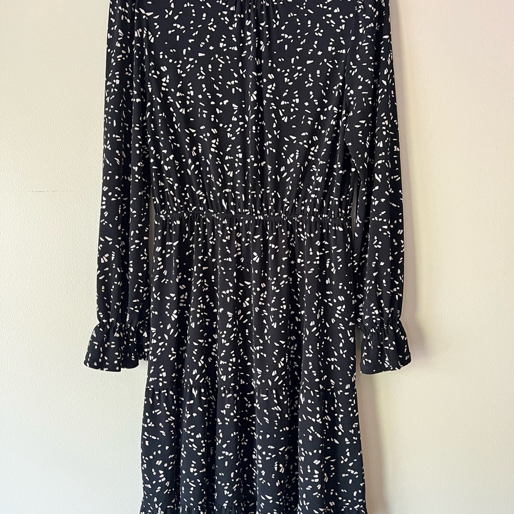 Gilli Black and White Long Sleeve Dress NWT size M